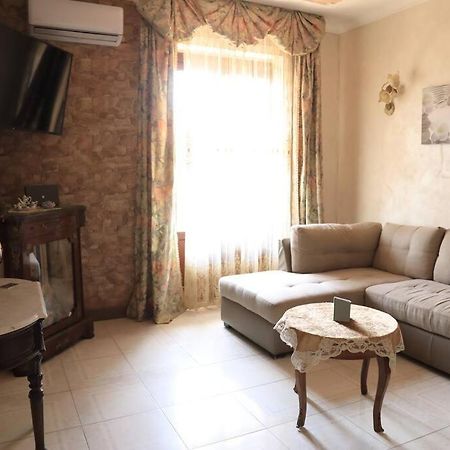 Due Minuti Dal Mare Con Balcone Vista Mare Appartement Tropea Buitenkant foto